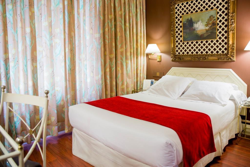 Hotel Arosa Мадрид Экстерьер фото