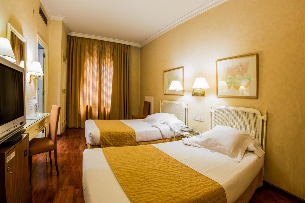 Hotel Arosa Мадрид Экстерьер фото