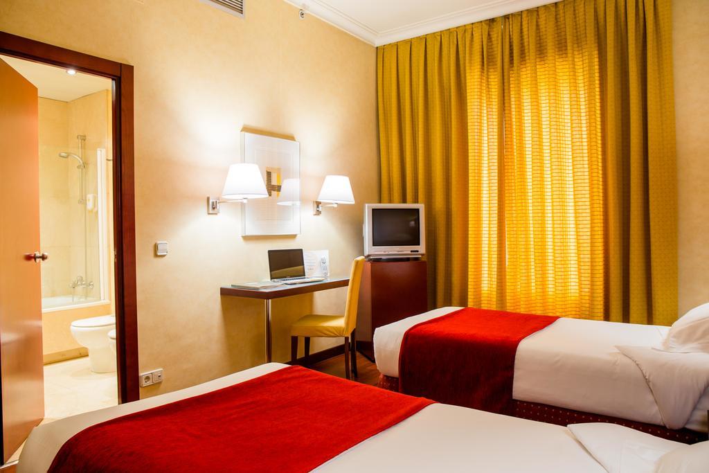 Hotel Arosa Мадрид Экстерьер фото